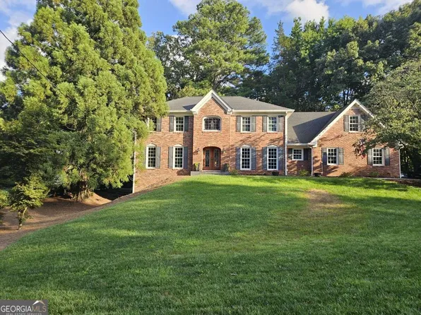 2303 Fenhurst Pl, Atlanta, GA 30338