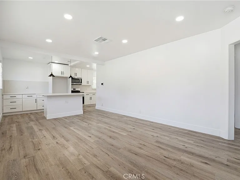 13173 McKinley Ave #FRONT HOUSE — Photo 5