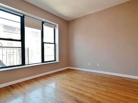 4th image of 162 Orchard St APT 3A