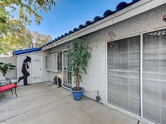 5th image of 2137 Willowbury Dr Unit D