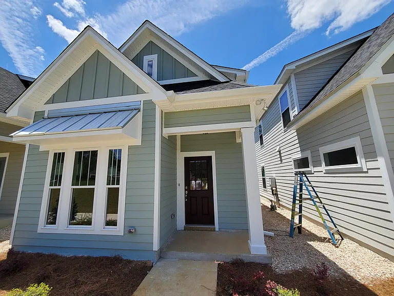2872 Blue Blossom Trl — Photo 1