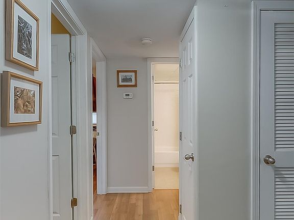 5th image of 333 E 4th St