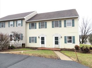 568 E Newport Rd, Lititz, PA 17543