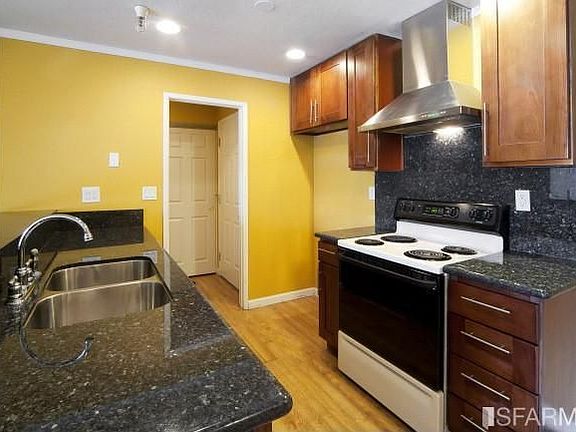 4th image of 455 El Camino Real APT 301