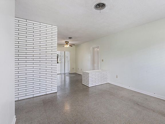 5th image of 775 Lomas Street