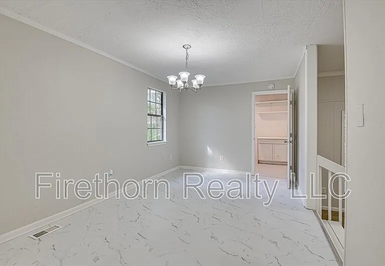 2349 Henry Cir — Photo 16