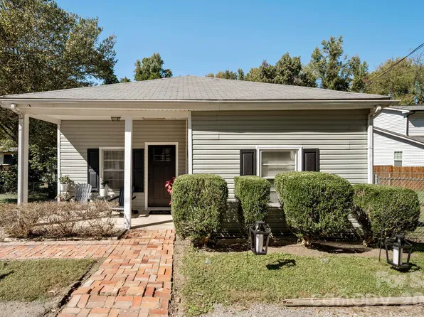 505 Birch St, Lowell, NC 28098