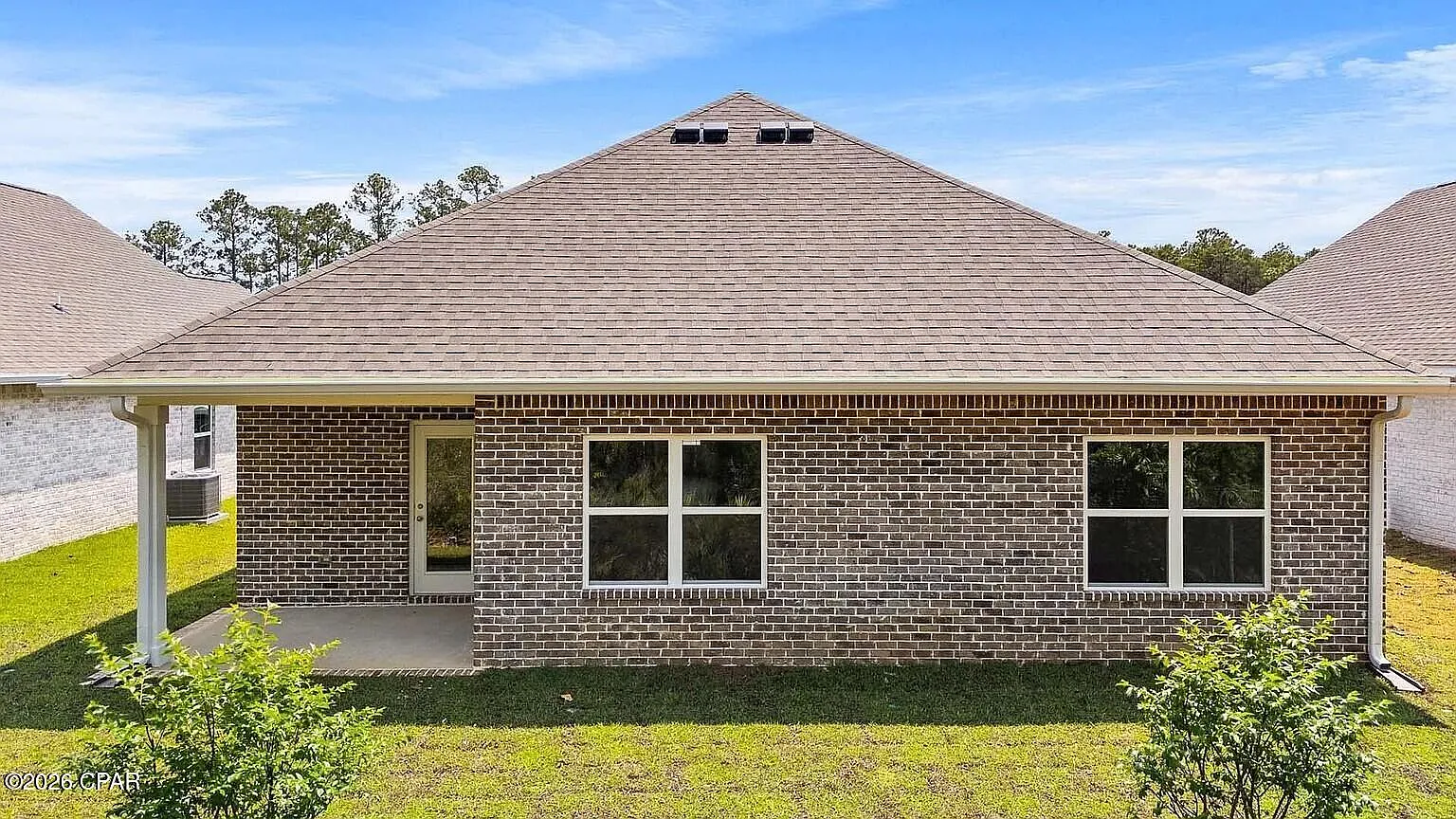 4 bed, 1856 sqft, $3,950 — Photo 4