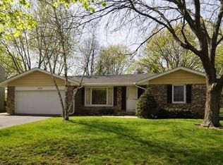 1437 S 9th St, St Charles, IL