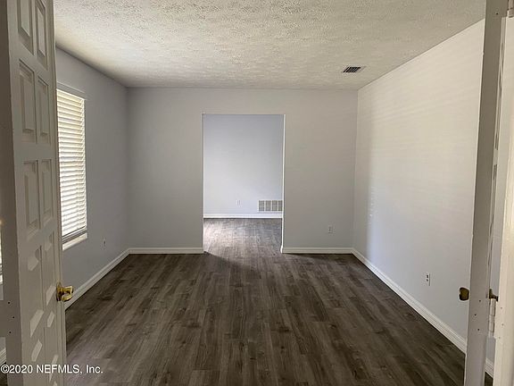 5th image of 5412 Sheri Ln