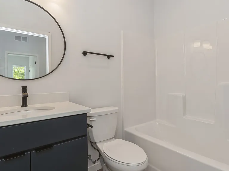 1732 Barber St SW — Photo 26