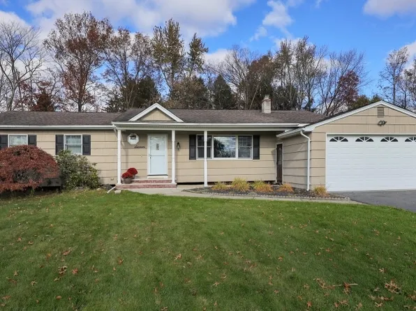 16 Manchester Way, Montville Twp., NJ 07058