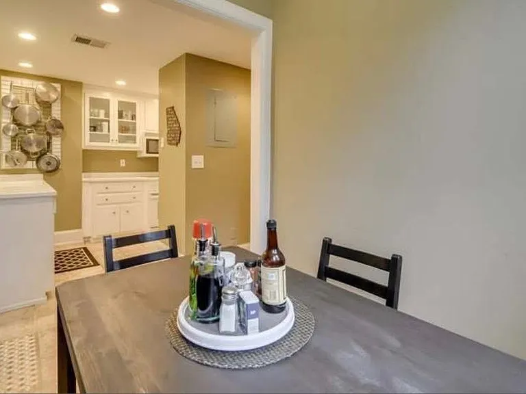 2068 Walton Way #201 — Photo 20