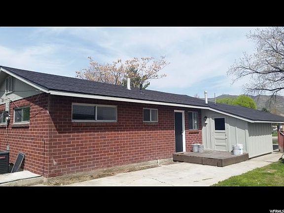 4th image of 1059 N Catherine St