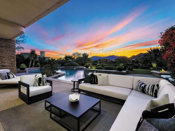 940 Andreas Canyon Dr, Palm Desert, CA 92260