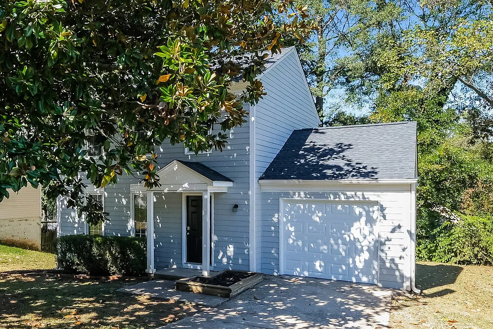 3 bed, 2.5 bath, 1248 sqft, $1,860 — Photo 4