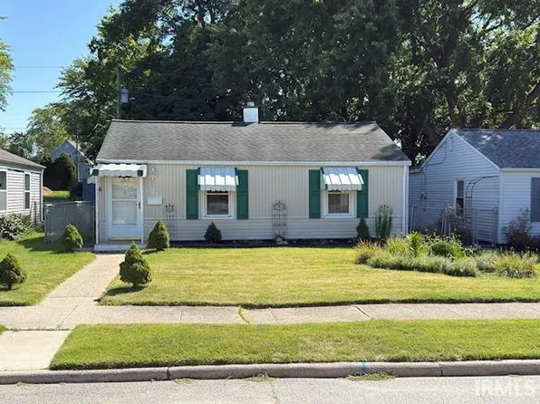 1102 Roberts St, South Bend, IN 46615
