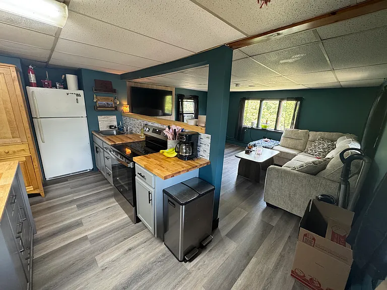 190 Crescent St #4 — Photo 3