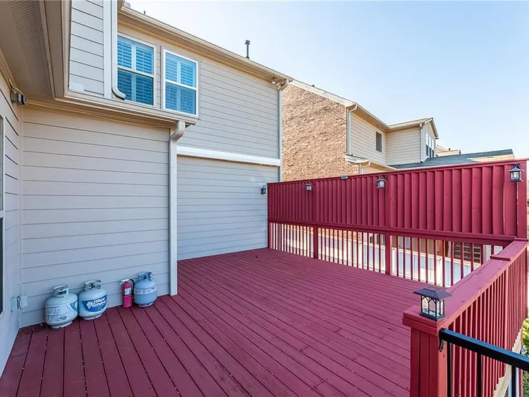 2331 Northmont Pkwy — Photo 57