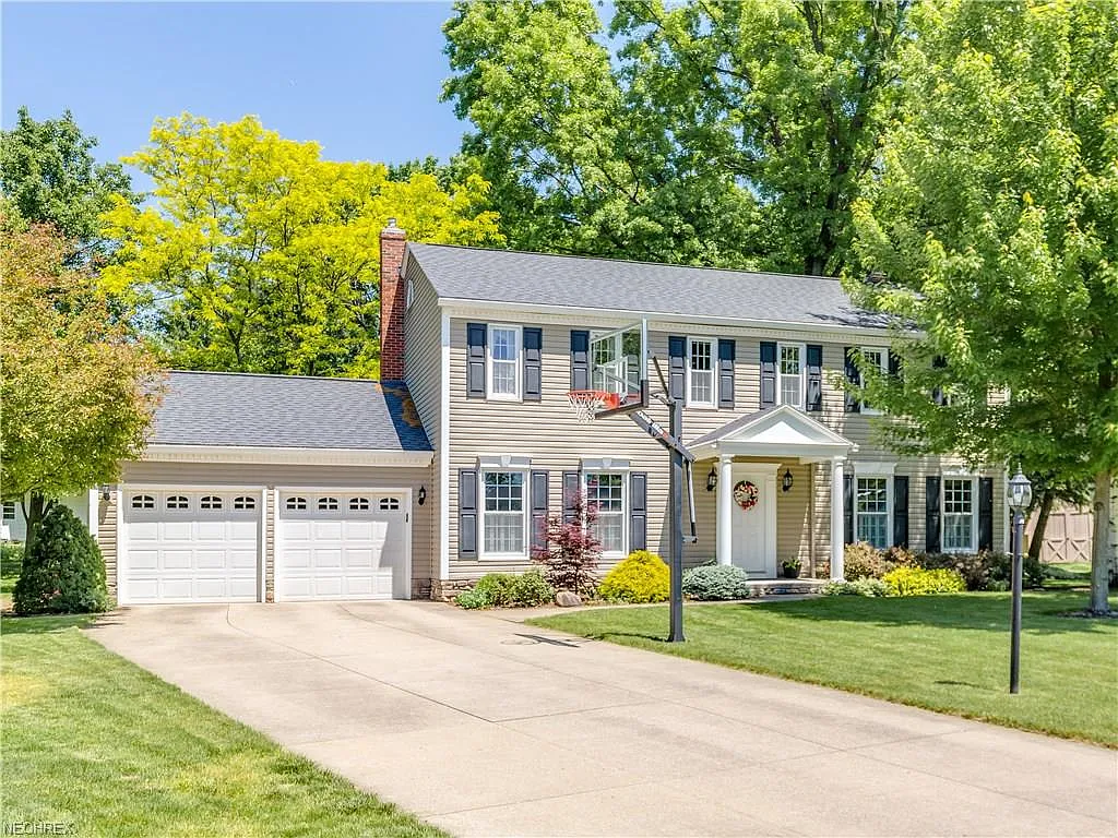 2707 Sun Valley Cir photo 1