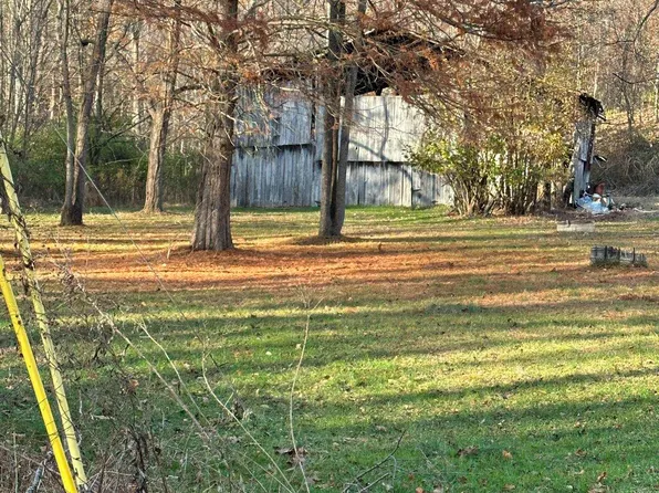 4365A N Hillsamer Rd, Unionville, IN 47468