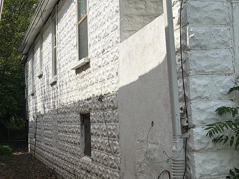 5619 Janet Ave — Photo 2