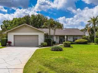 2052 SE Allamanda Dr, Port Saint Lucie, FL 34952