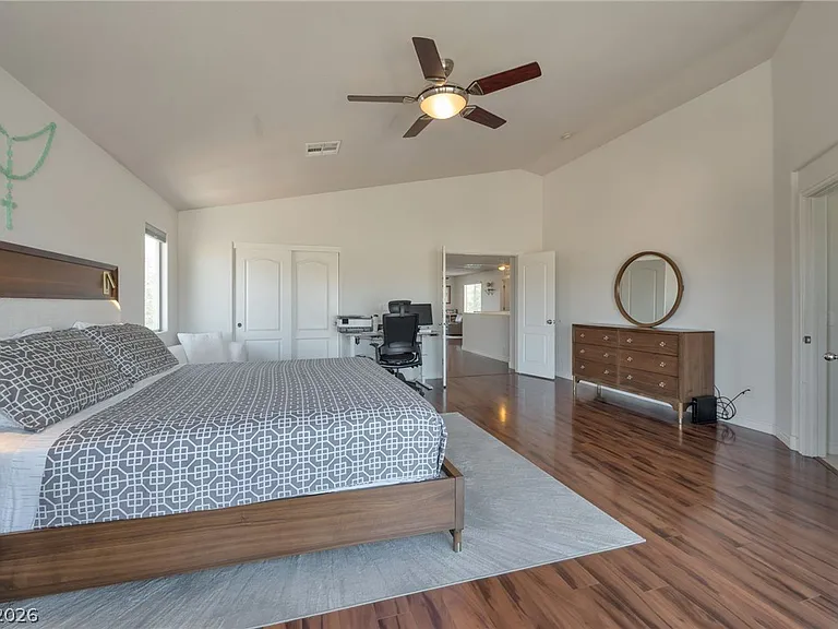 10391 Montes Vascos Dr — Photo 13