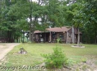 83 Dark Hollow Ct, Berkeley Springs, WV 25411