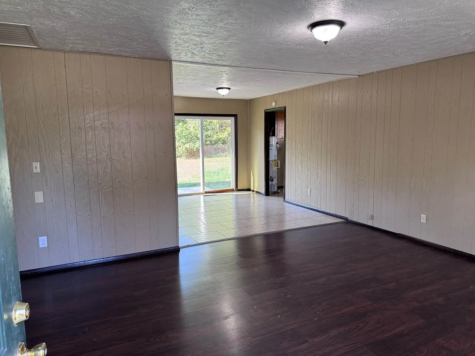 3 bed, 1124 sqft, $950 — Photo 4