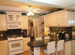 9403 Southampton Pl, Boca Raton, FL 33434