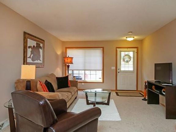 2nd image of 1863 Riverwood Dr