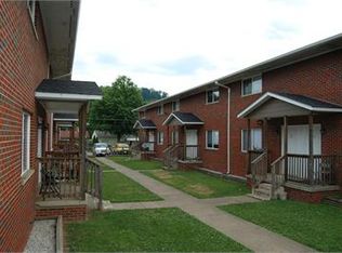 70 Township Road 1118 APT 15, Chesapeake, OH 45619