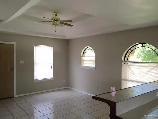 1806 S Linden St — Photo 10