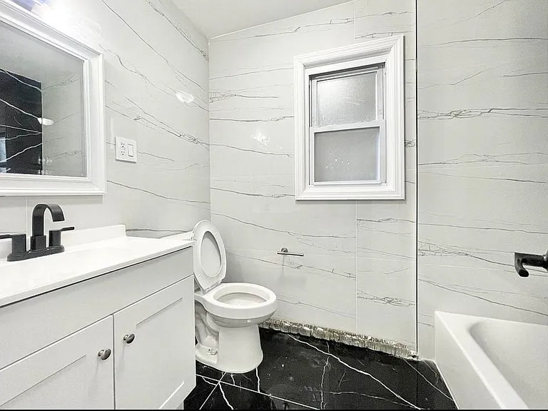 13 Silver St #2 — Photo 15