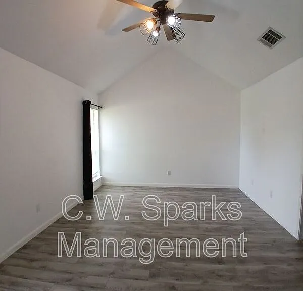 3610 Berrywood Cir — Photo 20