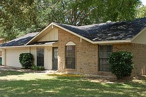 1st image of 108 Hillcreek Dr