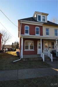 1009 Centre St, Easton, PA, 18042
