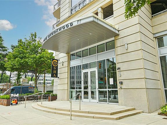 2nd image of 1820 Peachtree Rd #1002