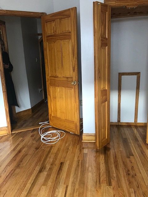 1st image of 1354 E 40th St #1R