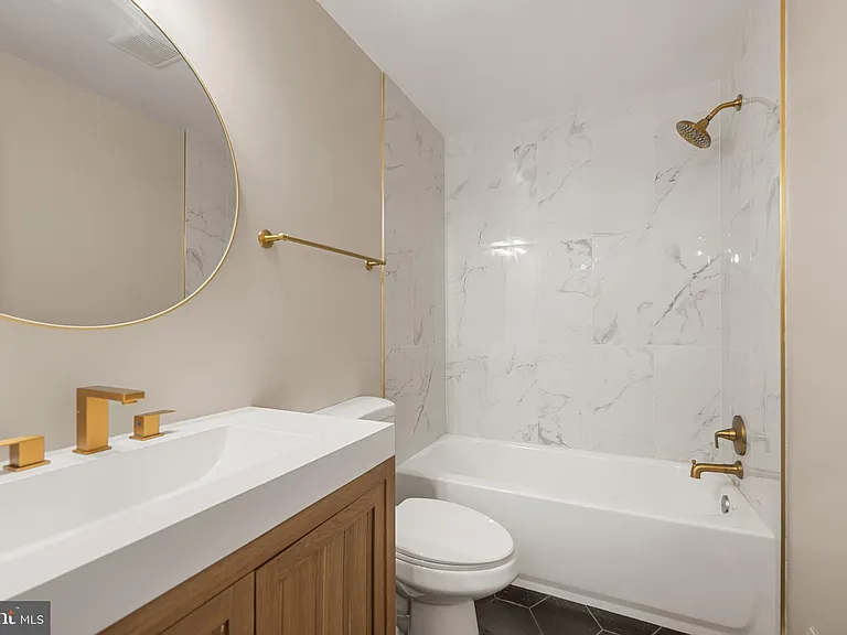 5002 9th St S — Photo 17