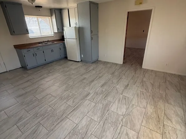 Avenida Hermosa (NB Reg)