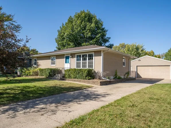 1313 Lyndale Dr, Polk City, IA 50226