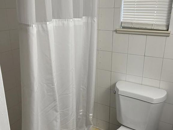 2nd image of 2640 NE Indian River Dr #4