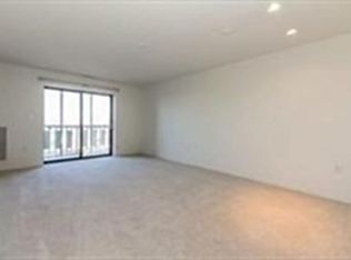 2 Ocean Ave APT 304, Revere, MA 02151