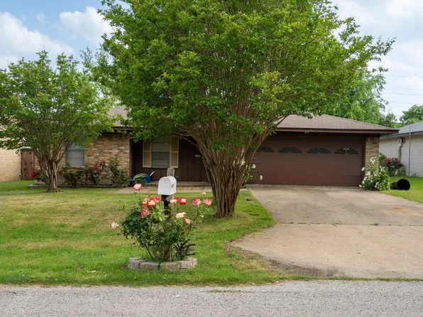 318 Linklea Dr, Duncanville, TX 75137