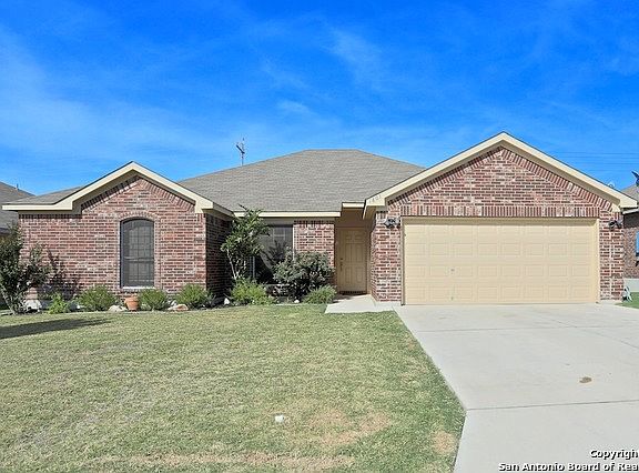 2nd image of 1801 Sunspur Dr