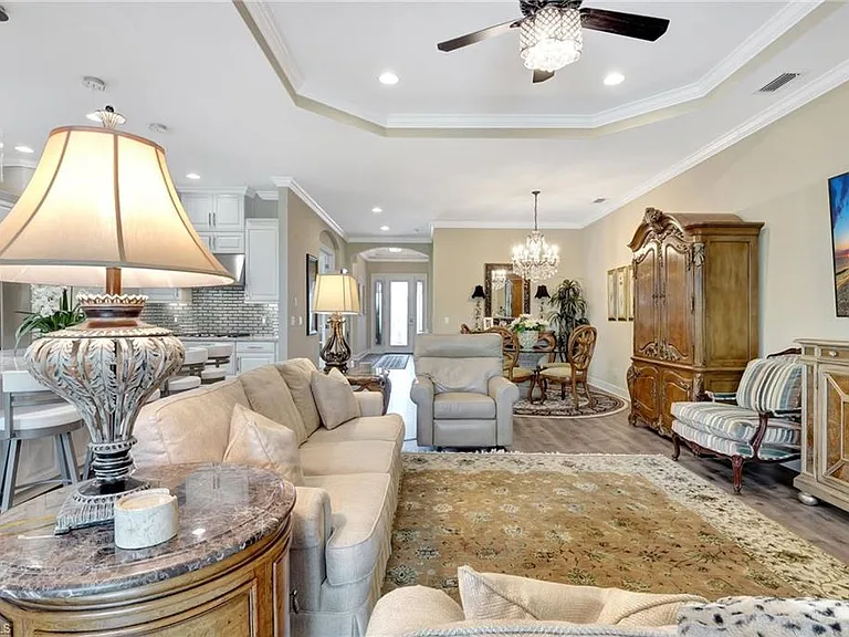 8558 Maggiore Ct — Photo 10