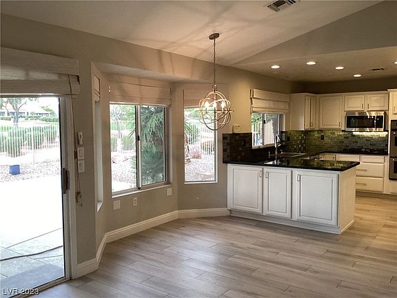 4th image of 8729 Litchfield Ave