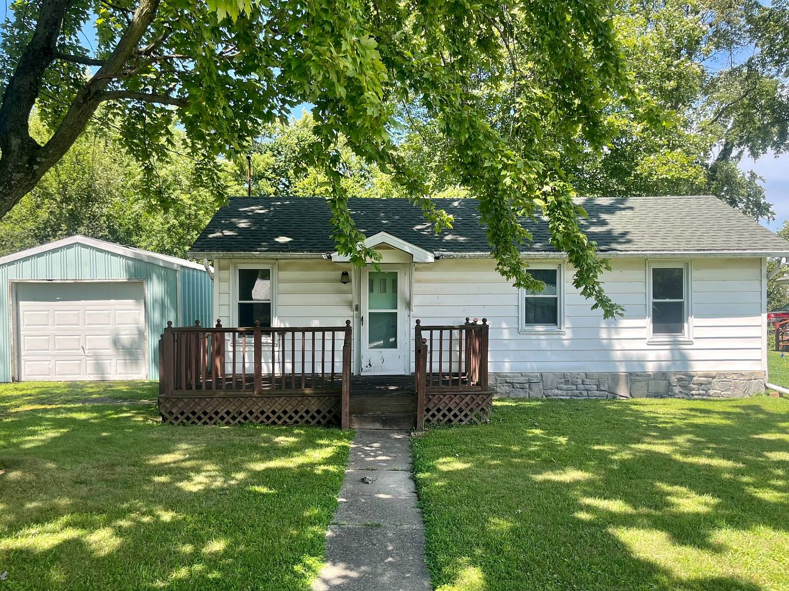 1606 W Chestnut St, Robinson, IL 62454 MLS 11198569 Zillow